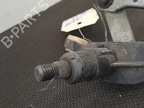 Used Front wiper motor Front wiper motor RENAULT MEGANE III Grandtour (KZ0/1) 1.5 dCi (KZ09, KZ0D, KZ1G, KZ29, KZ14, KZ1W, KZ10, KZ1F,... (110 hp) 28403014 28403014