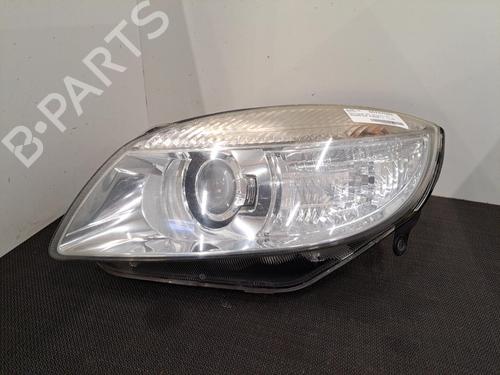 Used Right headlight SKODA ROOMSTER (5J7) 1.9 TDI (105 hp) 28404955