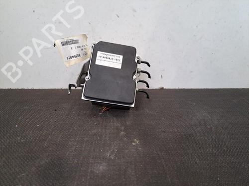 Used ABS pump BMW X1 (E84) sDrive 18 d (143 hp) 28404863