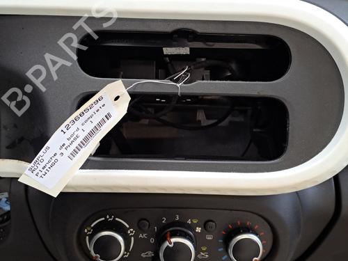 Dashboard RENAULT TWINGO III (BCM_, BCA_) 1.0 SCe 70 (BCMB) | BP33709671C46 - Image 5