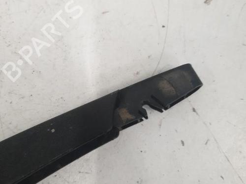 Used Rear windshield wiper arm RENAULT TWINGO II (CN0_) 1.2 16V (CN04, CN0B) (75 hp) 28404853