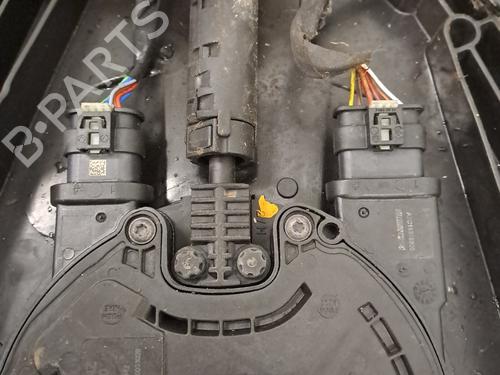 Used AdBlue tank AdBlue tank MERCEDES-BENZ VITO Mixto (Double Cabin) (W447) 119 CDI 4-matic (447.701, 447.703, 447.705) (190 hp) 28398436 28398436