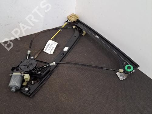 Right front window motor VW GOLF SPORTSVAN VII (AM1, AN1) 1.4 TSI | BP28404565E20 