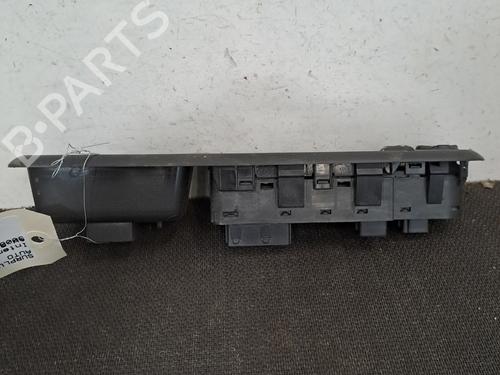Used Left front window switch Left front window switch PEUGEOT 3008 I MPV (0U_) 1.6 BlueHDi 120 (120 hp) 28397807 28397807