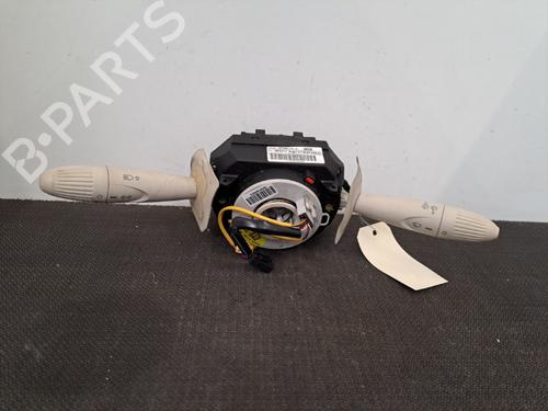 Used Steering column stalk FIAT 500 (312_) 1.2 (312AXA1A) (69 hp) 28392921