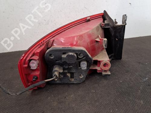 right-taillight-audi-a4-b8-8k2-2007-2008-2009-2010-2011-2012-2013-2014-2015-2016-2017-30614759 main image