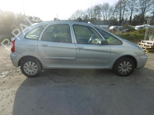 Left headlight CITROËN XSARA PICASSO (N68) 2.0 HDi | BP28405856C28 