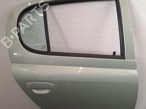 Portier rechts achter TOYOTA YARIS (_P1_) 1.0 (SCP10_, SCP10R) (68 hp) 30771042