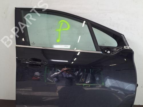 right-front-door-peugeot-2008-i-cu_-2013-32682096 main image