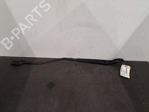 front-windshield-wiper-arm-renault-captur-ii-hf_-2020-28392475 main image