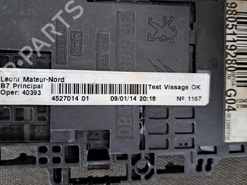 Used Electronic module Electronic module CITROËN C4 II (NC_) 1.4 VTi 95 (NC8FP0) (95 hp) 35990986 35990986