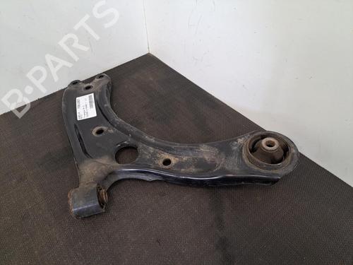 Used Right front suspension arm Right front suspension arm HYUNDAI TUCSON (TL, TLE) 1.7 CRDi (116 hp) 28408136 28408136