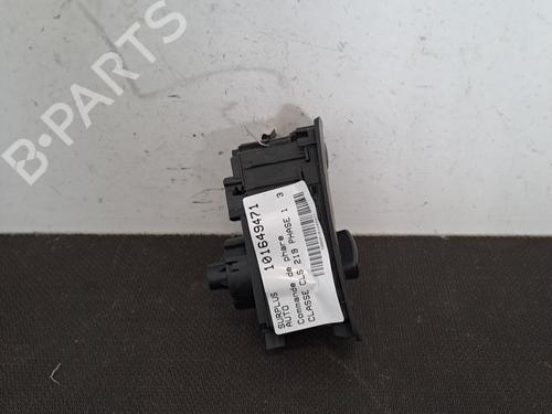 Used Headlight switch Headlight switch MERCEDES-BENZ CLS (C219) CLS 320 CDI (219.322) (224 hp) 28395779 28395779