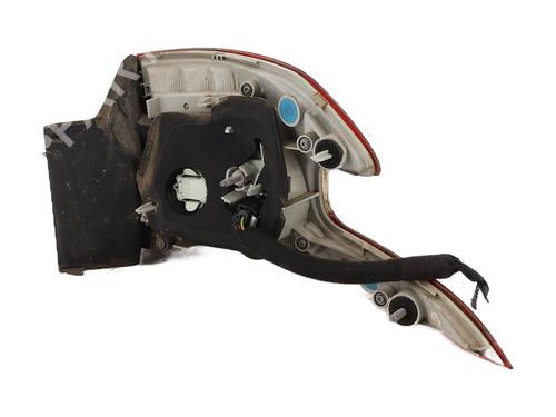 Used Left taillight Left taillight PEUGEOT 308 SW II (LC_, LJ_, LR_, LX_, L4_) 1.2 THP 130 (131 hp) 35811264 35811264