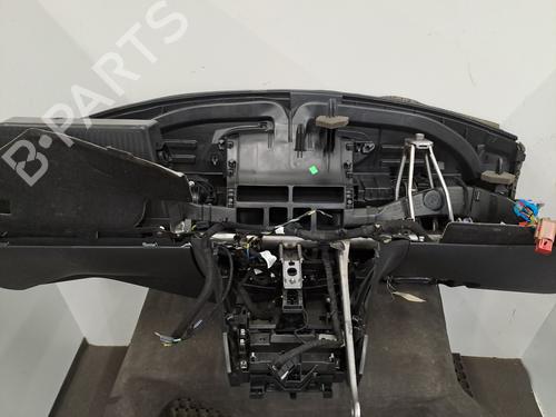 Used Dashboard Dashboard PEUGEOT 308 II (LB_, LP_, LW_, LH_, L3_) 1.6 BlueHDi 120 (120 hp) 28403592 28403592