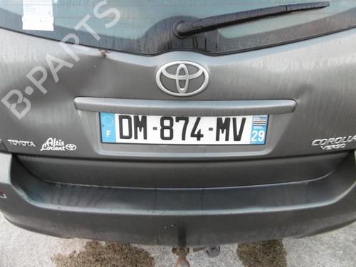 Brukte deler til TOYOTA COROLLA Verso (ZER_, ZZE12_, R1_) 2.0 D-4D (CUR10_, CUR10R) (116 hp) 3950457