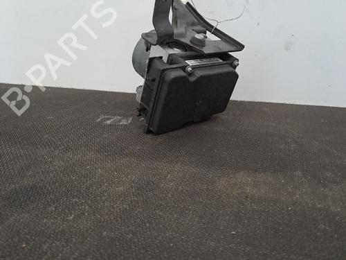 Used ABS pump RENAULT CLIO III (BR0/1, CR0/1) 1.5 dCi (BR17, CR17) (86 hp) 28395901