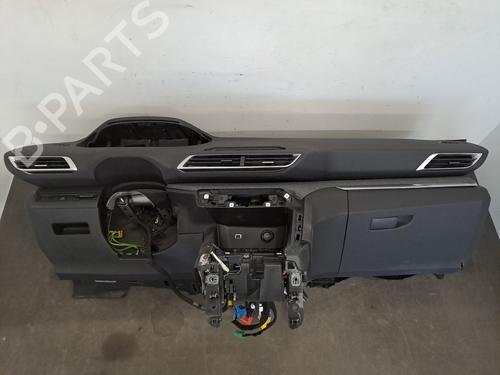 Used Dashboard PEUGEOT 3008 II SUV (MC_, MR_, MJ_, M4_) 1.2 THP/ PureTech 130 (MRHNSM, MRHNSU, MRHNSJ, MRHNYW,... (131 hp) 29129397