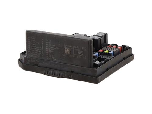 Used Fuse box Fuse box NISSAN QASHQAI I (J10, NJ10) 1.6 (117 hp) 33607609 33607609