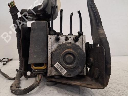 Used ABS pump CITROËN C3 II (SC_) 1.4 HDi 70 (SC8HZC, SC8HR0, SC8HP4) (68 hp) 28398774