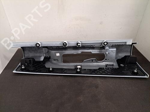 headlight-eyebrow-renault-trafic-iii-bus-jg_-2014-28395974 main image