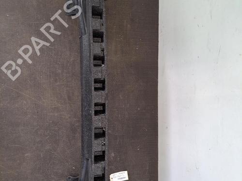 Used Front bumper reinforcement VW TOURAN (1T1, 1T2) 1.9 TDI (105 hp) 28402038