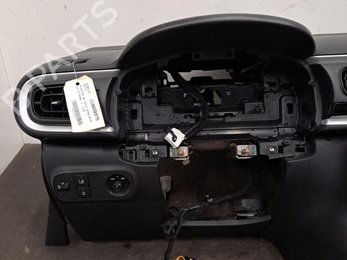Used Dashboard Dashboard CITROËN C3 III (SX) 1.5 BlueHDi 100 (SXYHYP, SXYHTU) (102 hp) 31847896 31847896