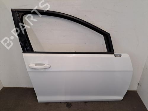 Used Right front door VW GOLF VII (5G1, BQ1, BE1, BE2) 1.6 TDI (105 hp) 31160852