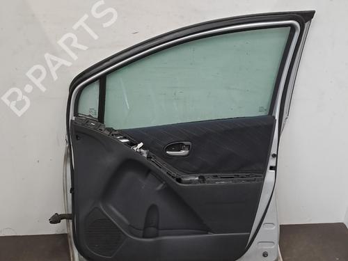 Used Right front door Right front door TOYOTA YARIS (_P9_) 1.3 VVT-i (SCP90_, SCP90R) (87 hp) 39896394 39896394