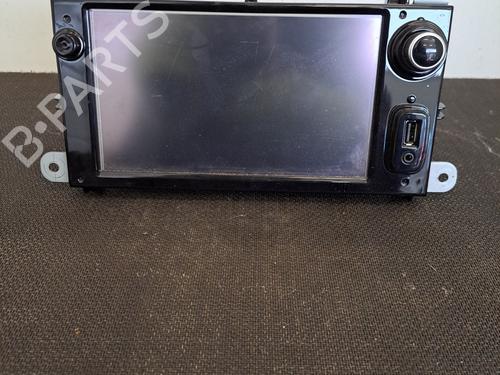Used Radio RENAULT CLIO IV (BH_) 0.9 TCe 90 (BHNF, BHMA, BHMH, BHJK, BHJR) (90 hp) 28400961
