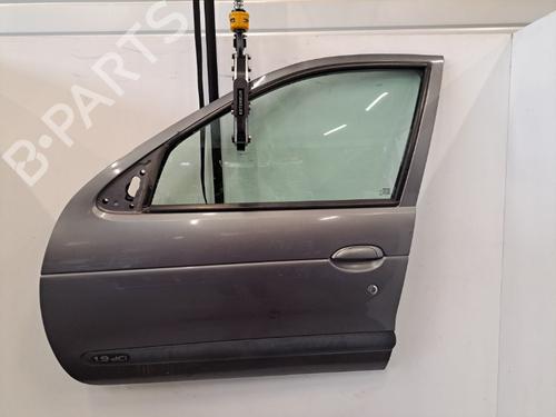 Left front door RENAULT MEGANE I Classic (LA0/1_) 1.9 dCi (LA05, LA1F) | BP28398554C2 