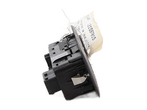 Used Left front window switch Left front window switch PEUGEOT 2008 I (CU_) 1.2 VTi (82 hp) 33047095 33047095