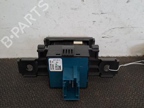 switch-citroen-c4-grand-picasso-ii-da_-de_-2013-28406875 main image