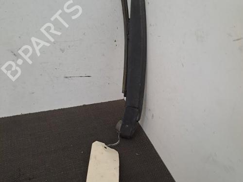 Used Rear windshield wiper arm RENAULT CLIO IV (BH_) 1.5 dCi 90 (90 hp) 28404795