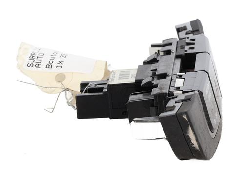 Used Warning switch Warning switch HYUNDAI ix35 (LM, EL, ELH) 1.7 CRDi (116 hp) 31992603 31992603