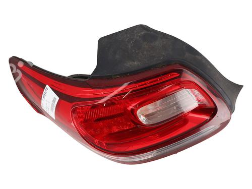 Piloto trasero izquierdo CITROËN DS3 (SA_) 1.4 HDi 70 (SA8HP4) (68 hp) 33171728