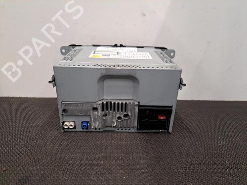 Used Radio VW GOLF VI (5K1) 1.6 TDI (105 hp) 28407732