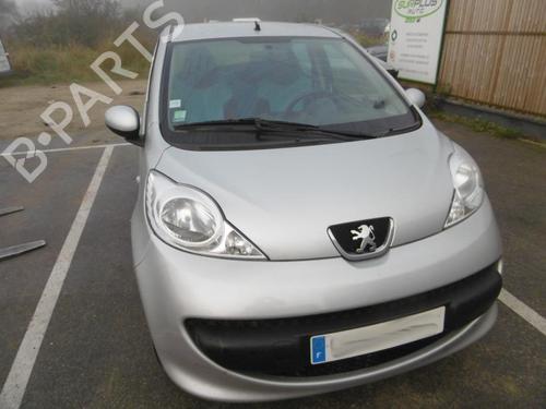Used Starter Starter PEUGEOT 107 (PM_, PN_) 1.0 (68 hp) 28394634 28394634