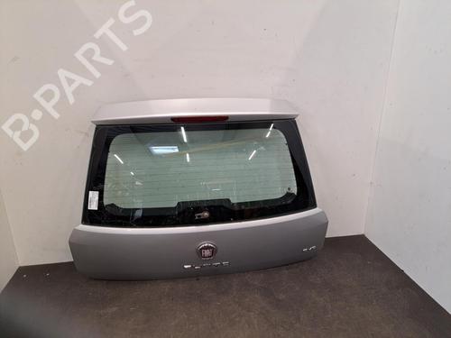 tailgate-fiat-punto-199_-2012-28407686 main image