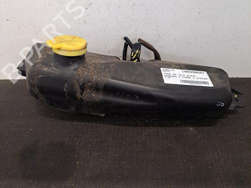 Used Windscreen washer tank DACIA SANDERO II 1.5 dCi (90 hp) 28401413