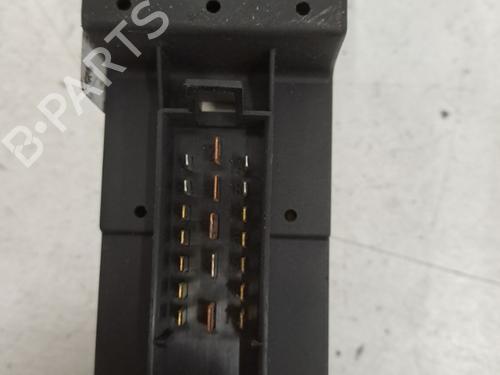 Used Left front window switch Left front window switch SAAB 900 II 2.3 -16 (150 hp) 28404393 28404393