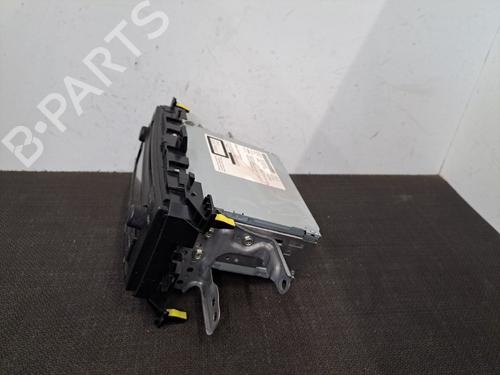 Used Radio Radio TOYOTA YARIS (_P13_) 1.0 (KSP130_, KSP130) (69 hp) 28393147 28393147