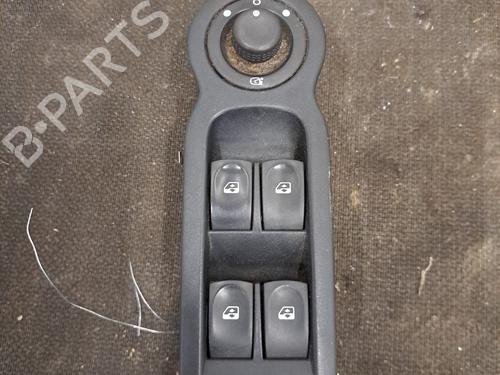 Used Left front window switch RENAULT MODUS / GRAND MODUS (F/JP0_) 1.5 dCi (JP0G, JP0H) (106 hp) 29983110