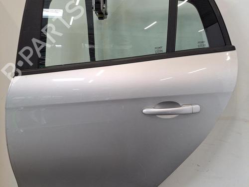 Used Left rear door Left rear door 28402588 28402588