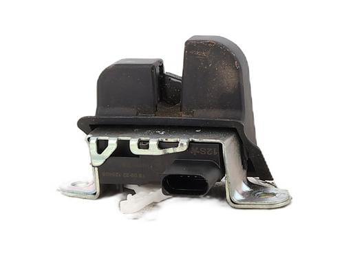 Used Tailgate lock Tailgate lock VW T-CROSS (C11, D31) 1.0 TSI (110 hp) 33206207 33206207