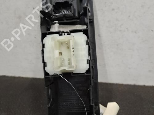 Used Left front window switch Left front window switch RENAULT CLIO IV (BH_) 1.5 dCi 75 (75 hp) 31065902 31065902