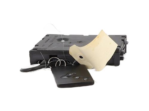 Used Card reader Card reader RENAULT CLIO IV (BH_) 1.5 dCi 75 (75 hp) 32469918 32469918