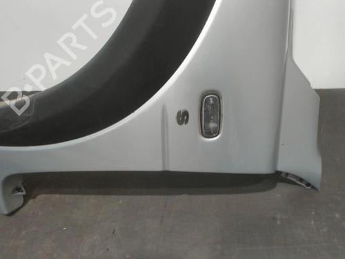 Guarda-lamas esquerdo Guarda-lamas esquerdo LAND ROVER FREELANDER I (L314) 2.0 Td4 4x4 (109 hp) 28399361 28399361
