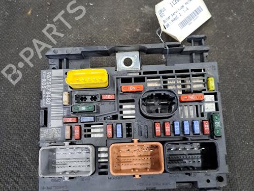 Used Fuse box PEUGEOT 308 I (4A_, 4C_) 1.6 HDi (92 hp) 30354042