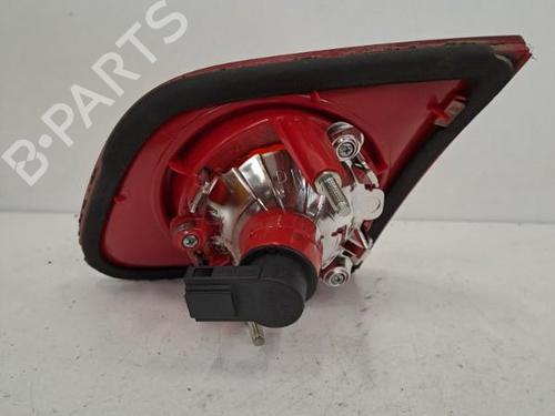 Left tailgate light VW PASSAT B6 (3C2) 1.9 TDI | BP28404733C79